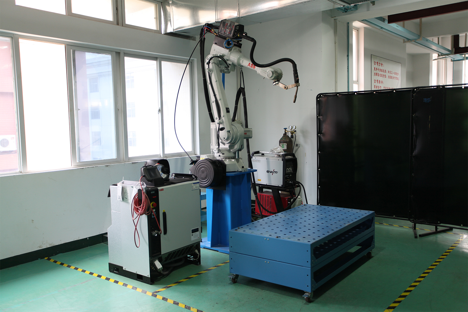 IRB2600-507371³äÆø¹ñ»úеÈ˰ë×Ô¶¯º¸½Óϵͳ