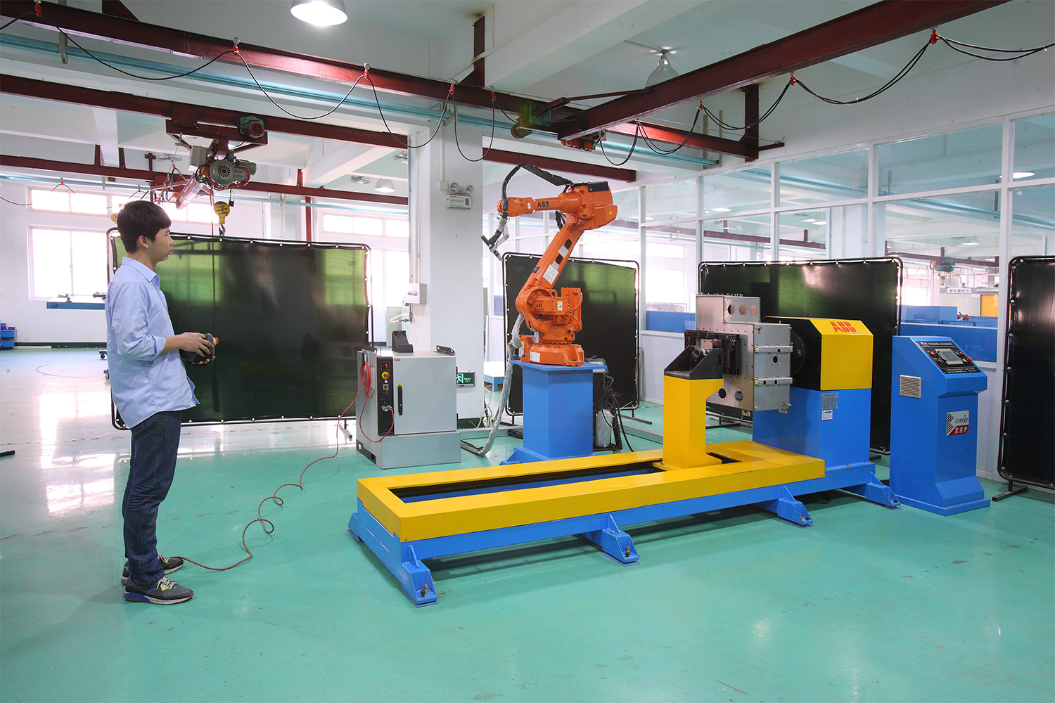 CYHT197ÐÍ³äÆø¹ñÈ«×Ô¶¯ÖÇÄܺ¸½Ó»úеÈË